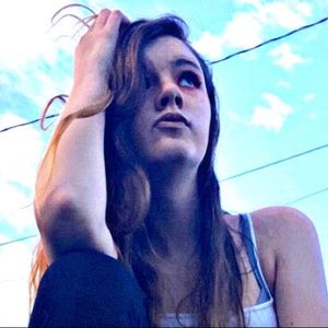 Meet your Posher, Carolyn